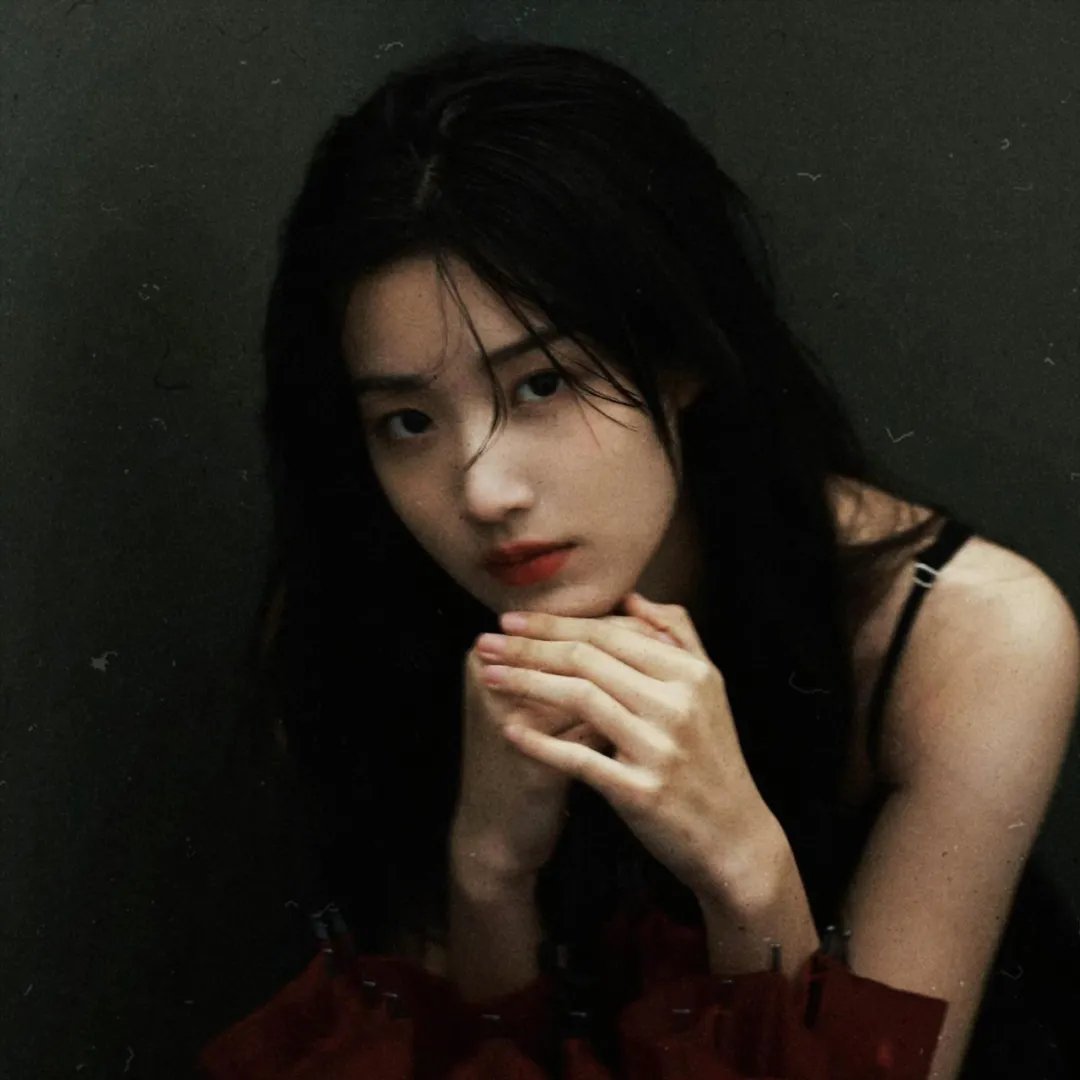 嘲笑的淑女